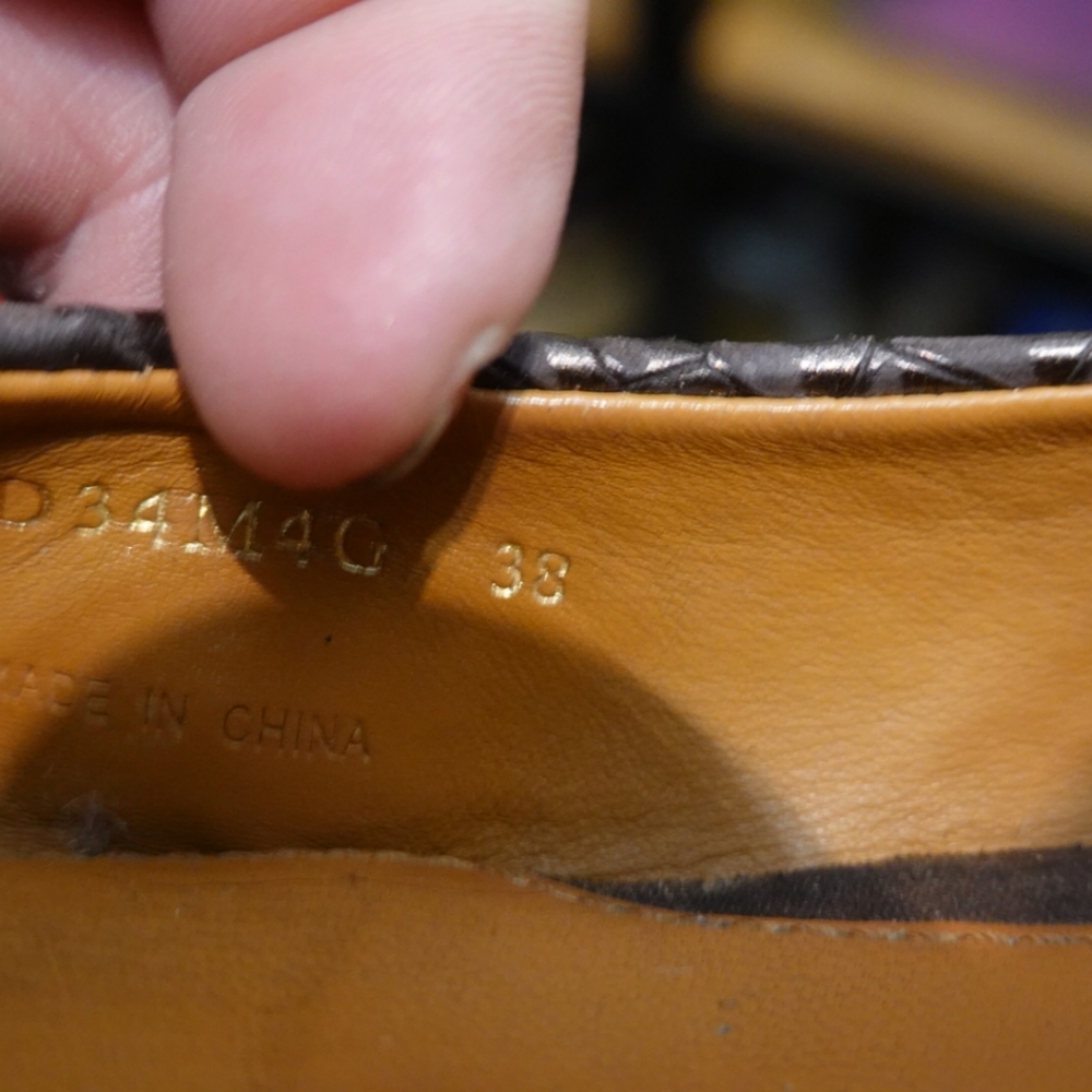 GEOX Bronze Snakeskin Textured Ballet Flat with Gold Metallic Toe Caps, size 38 - Picture 9 of 11